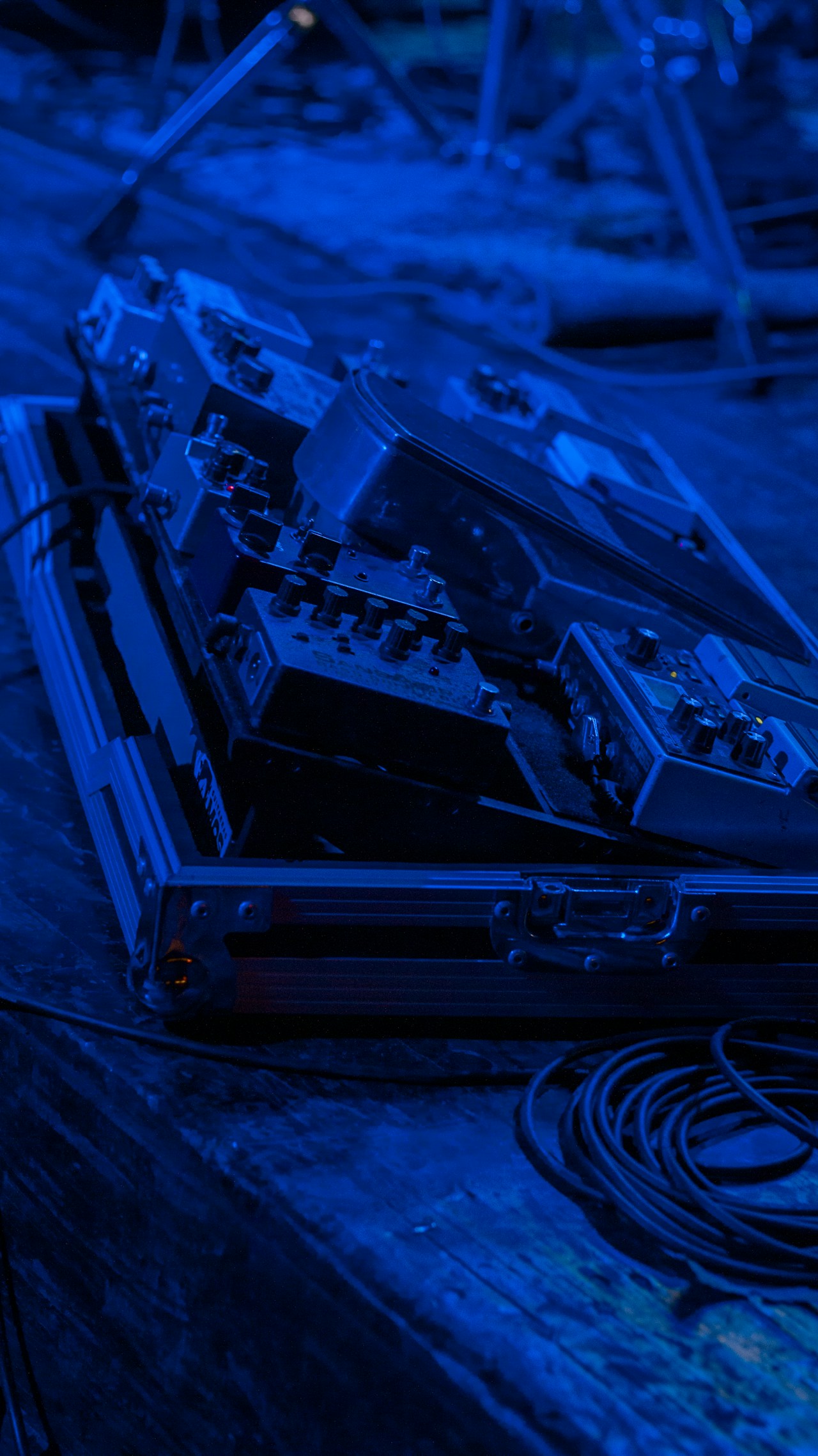 Pedals as Instruments: Ambient Soundscapes and Beyond